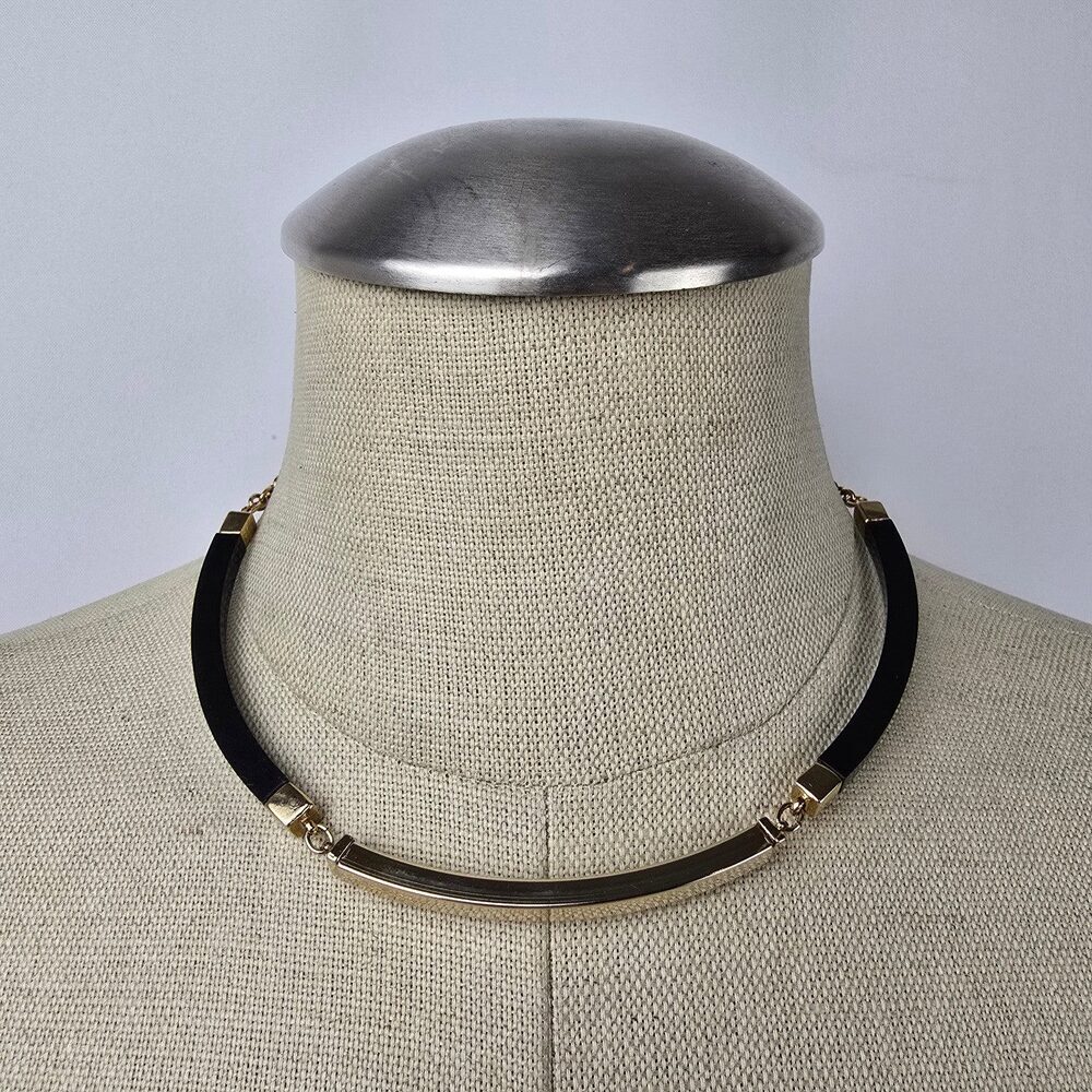 Vintage Black and Gold Collar Necklace